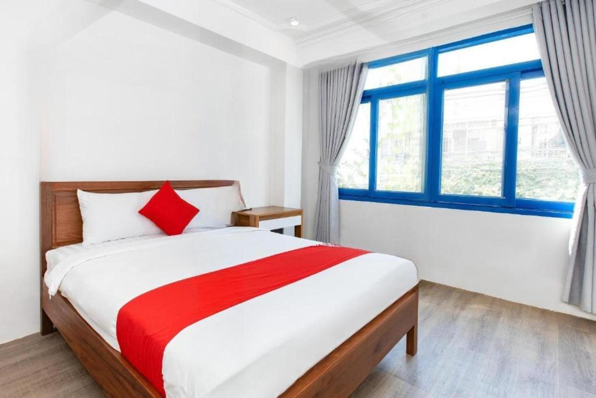 Gis Hotel Nha Trang & Motorbike Rental Exterior photo