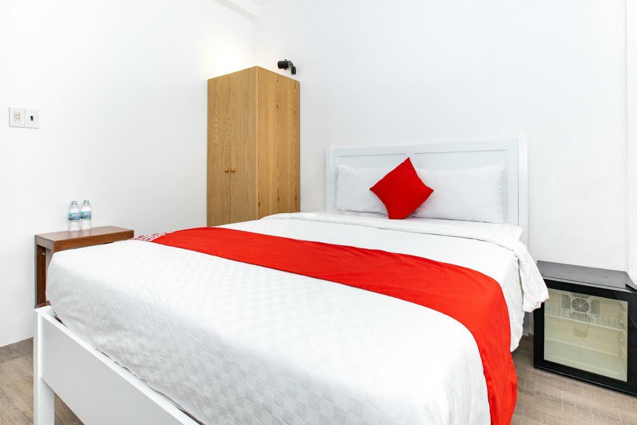 Gis Hotel Nha Trang & Motorbike Rental Exterior photo