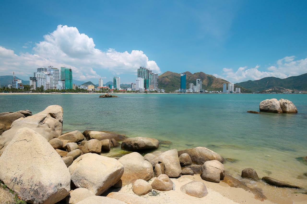 Gis Hotel Nha Trang & Motorbike Rental Exterior photo