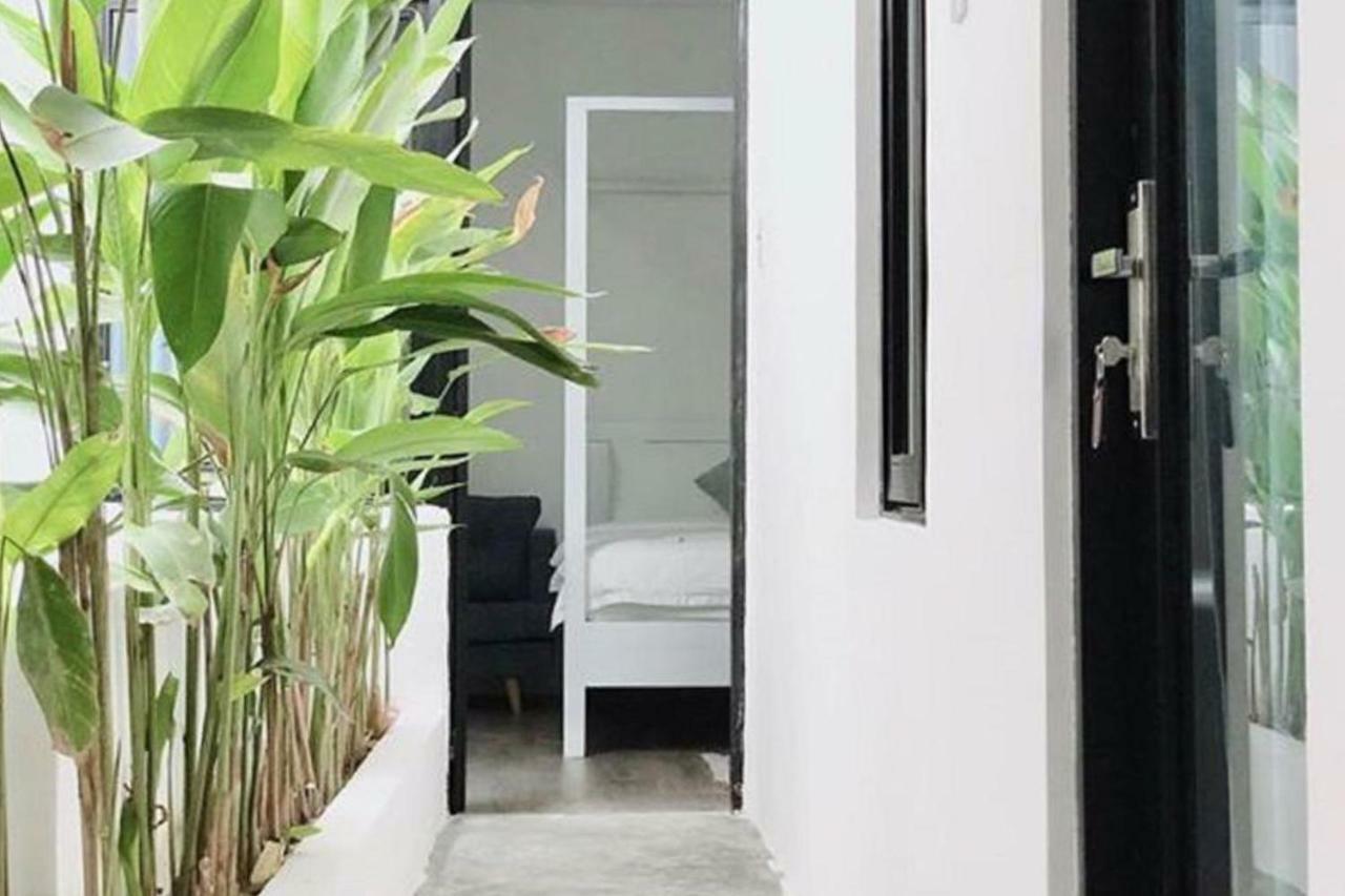 Gis Hotel Nha Trang & Motorbike Rental Exterior photo