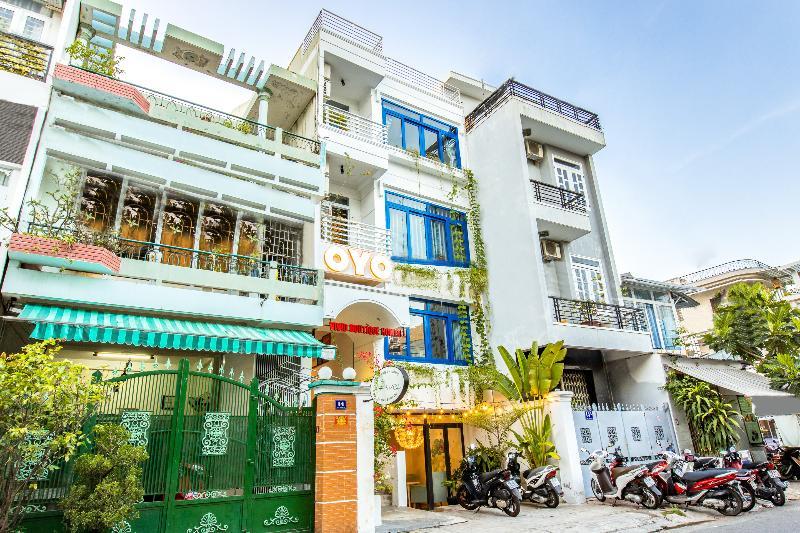 Gis Hotel Nha Trang & Motorbike Rental Exterior photo