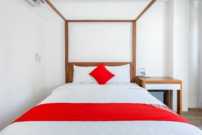 Gis Hotel Nha Trang & Motorbike Rental Exterior photo